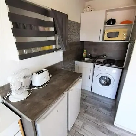 Le Carlton -beau F2 Front De Balcon Apartment Leucate